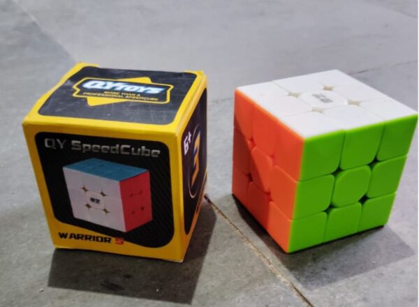 __CUBE 3 X3 QY TOYS MRP185 (BOX NO 10)