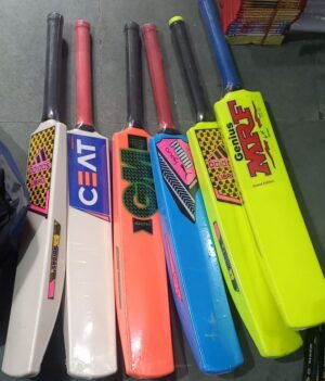 ////__PLASTIC BAT 8 NO. COLORFUL HEAVY MRP RS 575