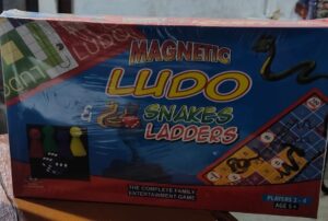 __MAGNETIC LUDO SNAKES AND LADDER MRP 400 RACK D4