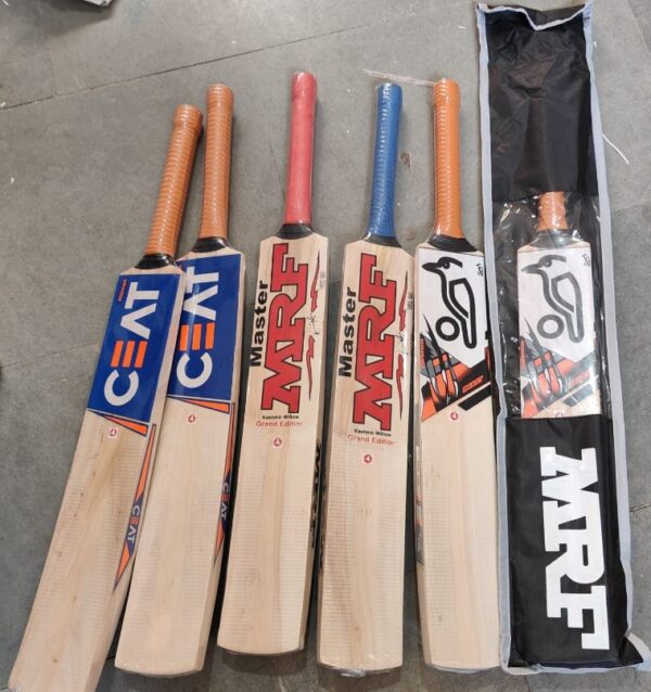__CRICKET BAT 4 NO. K/W WITH BAG MRP RS 975