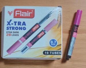 FLAIR LEAD BOX 0.7 MM MRP RS 5 G2L4