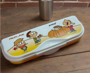 PRATAP HY PASSION JUNIOR PENCIL BOX MRP RS 75 (RACK G3A3)