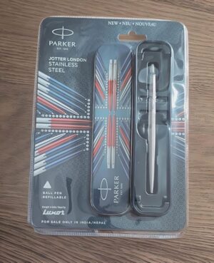 Parker Jotter London stainless steel ball pen set in blister packaging with a Union Jack-themed design, including two pens and a refillable ball pen kit.