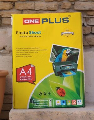 One Plus Photo Shoot A4 inkjet photo paper packaging in bright yellow with a sample photo of a parrot and a printer on the box, 210x297 mm high gloss.
